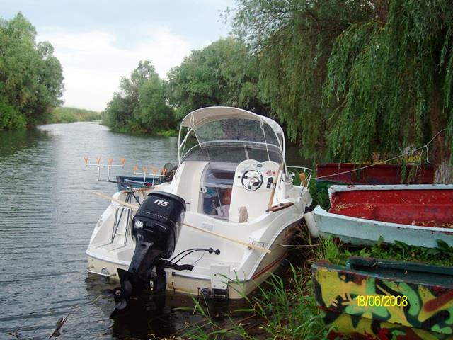 delta rosu 2008 - sany0591.JPG